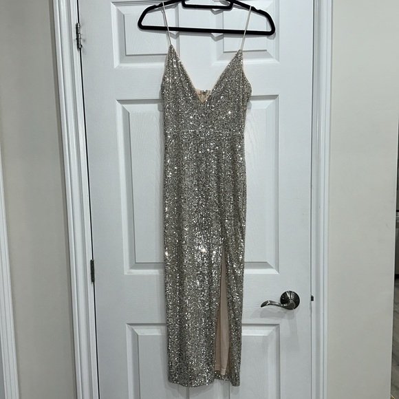 Women’s Fashionnova Dress Size Medium - Picture 2 of 7